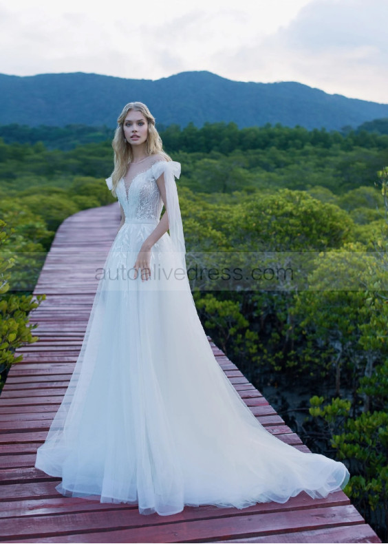 Beaded Ivory Lace Tulle Flowing Wedding Dress